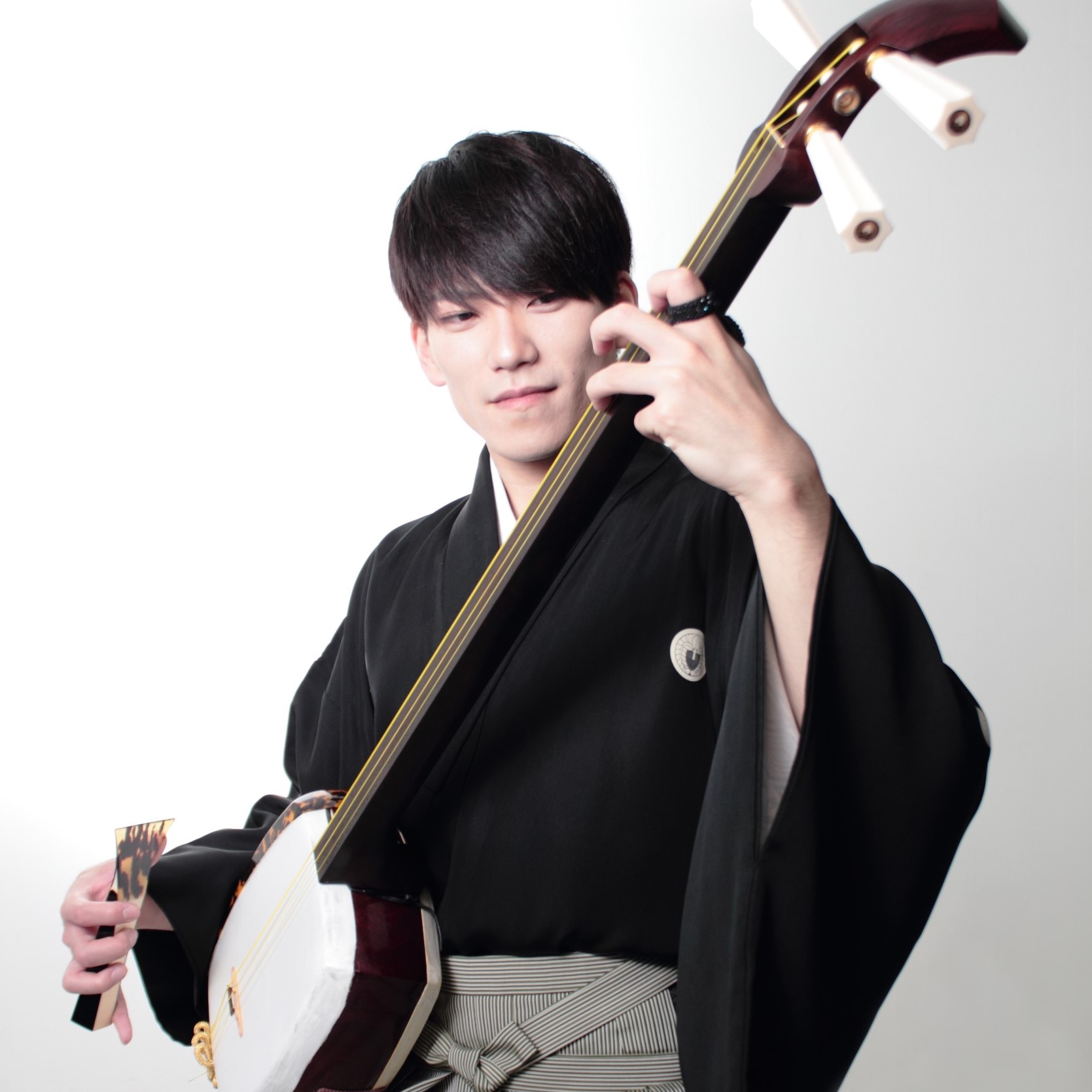 忍弥 NIYA - ミナミナク・アートプロジェクト